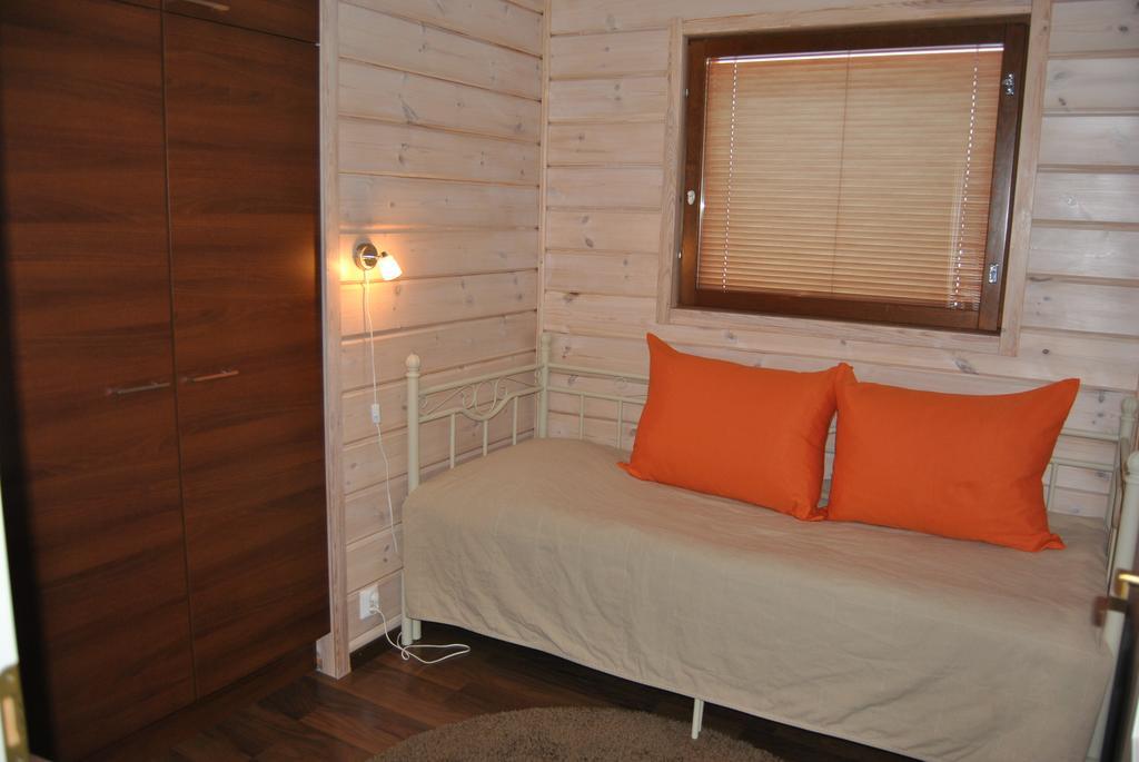 Kiurunrinne Villas Virasoja Rum bild